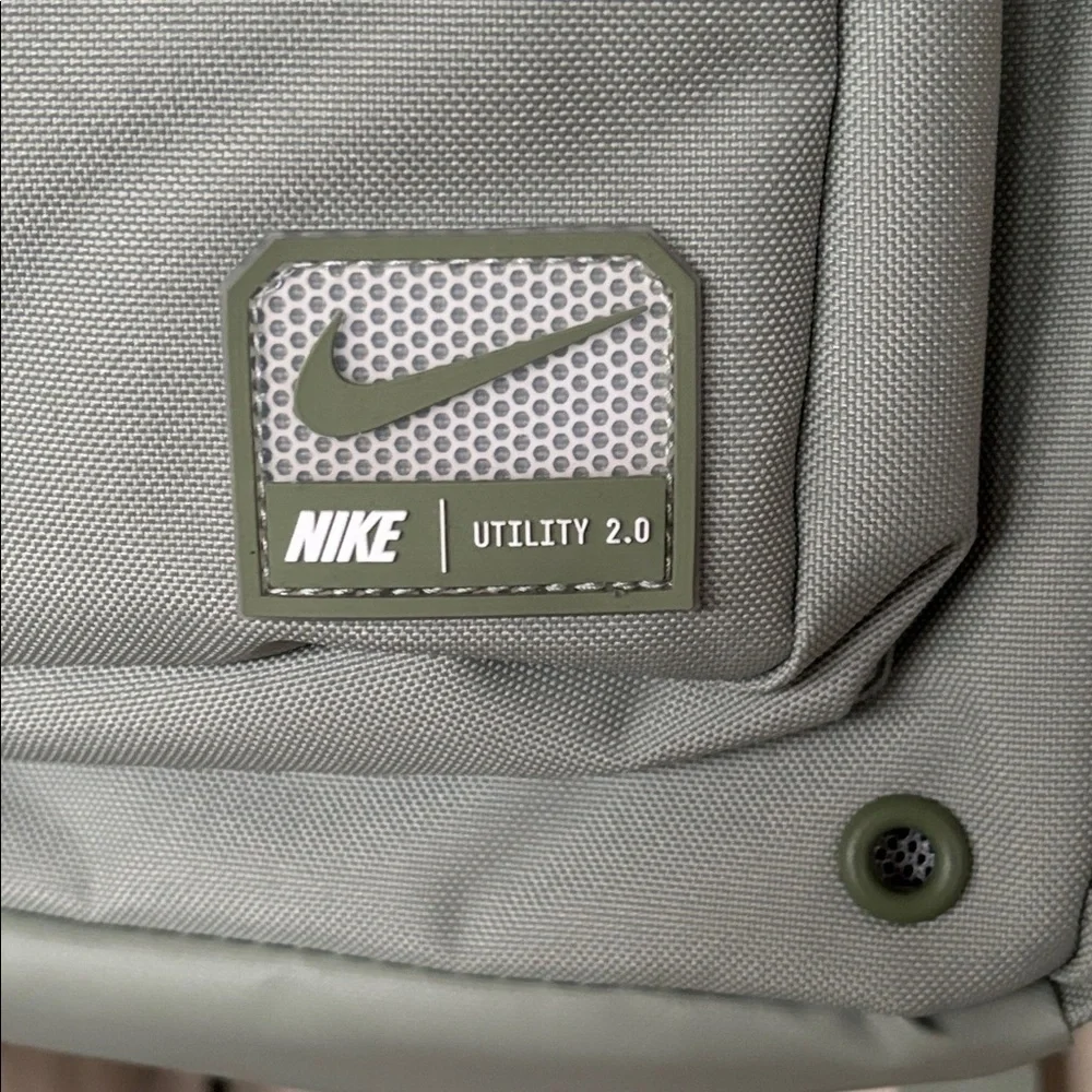 Brand New Nike Utility Speed 2.0 Backpack Unisex Casual Sports Travel Bag Green